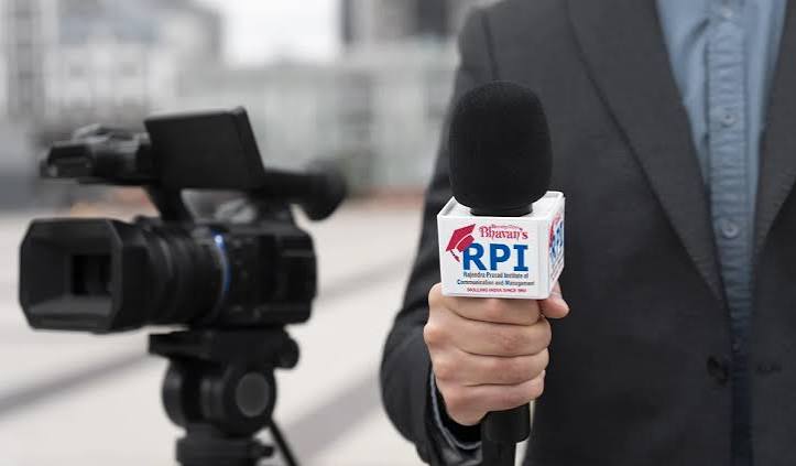 Diploma-in-Journalism-&-Mass-Communication